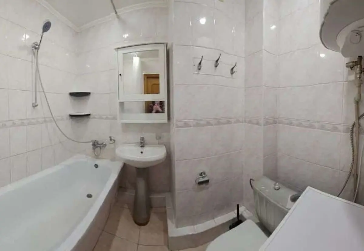 Фото Продаю 1 кімнатну квартиру, 43 кв. м, Петра Григоренка просп. 5 Київ, ціна: 75000 $, код 5035