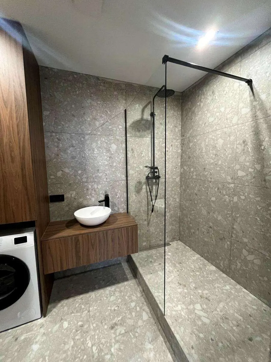 Фото Продаю 1 кімнатну квартиру, 49 кв. м, Зарічна вул.  Київ, ціна: 138000 $, код 5038
