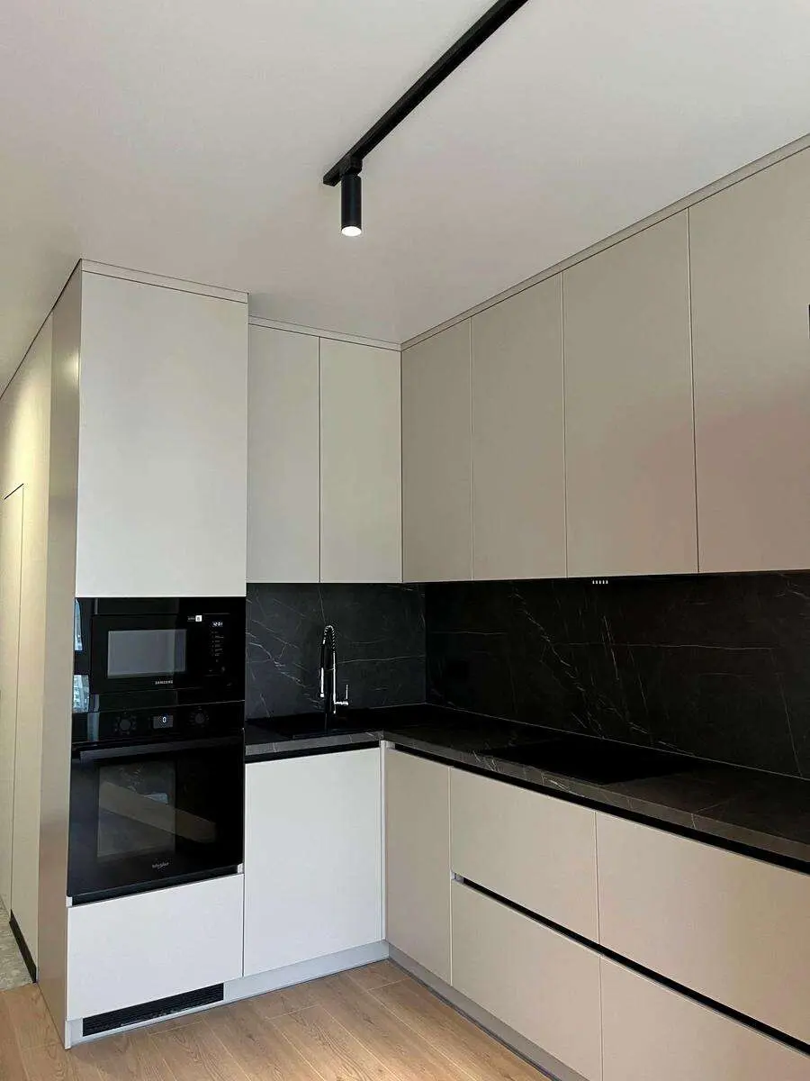 Фото Продаю 1 кімнатну квартиру, 49 кв. м, Зарічна вул.  Київ, ціна: 138000 $, код 5038