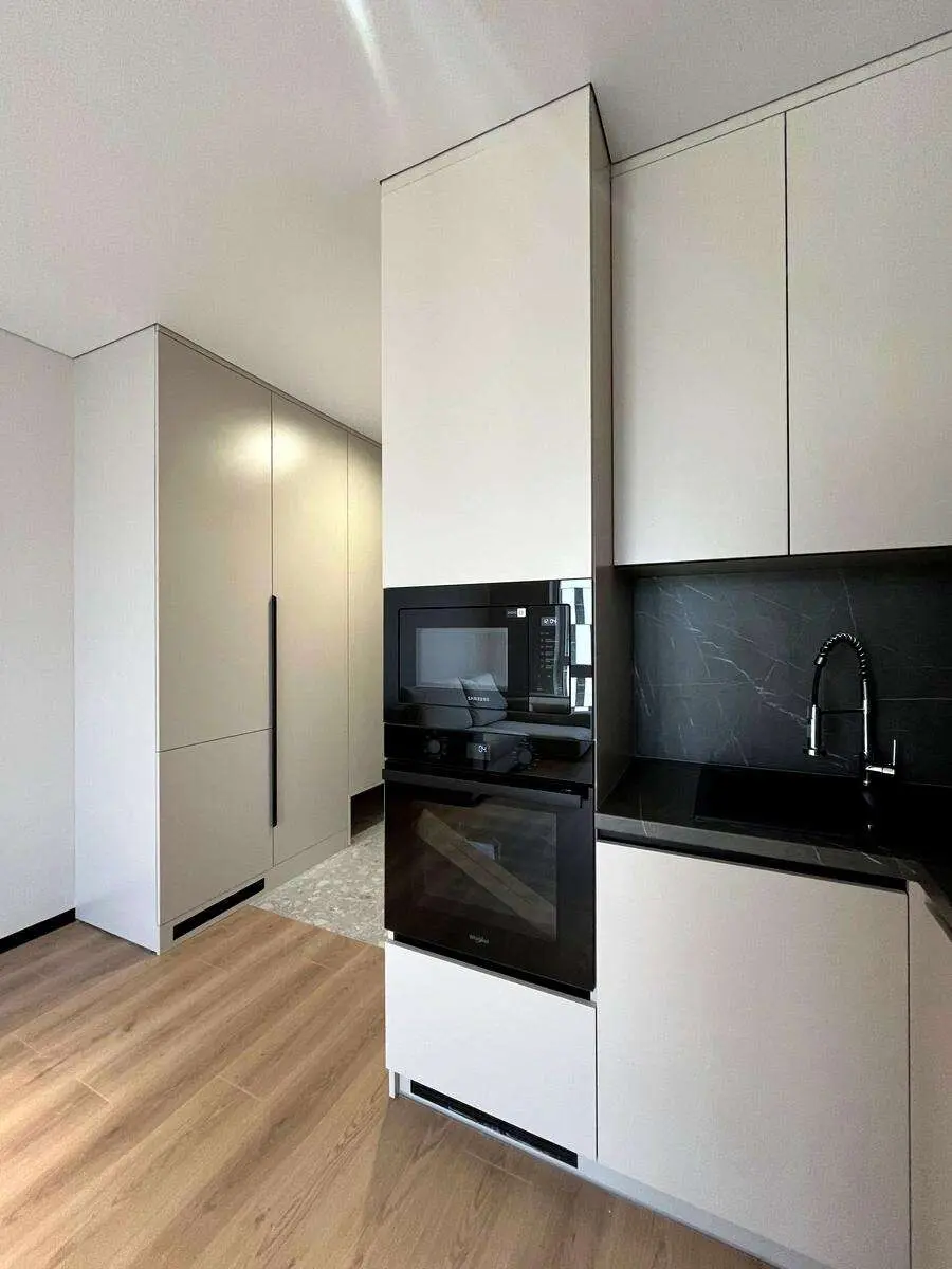 Фото Продаю 1 кімнатну квартиру, 49 кв. м, Зарічна вул.  Київ, ціна: 138000 $, код 5038
