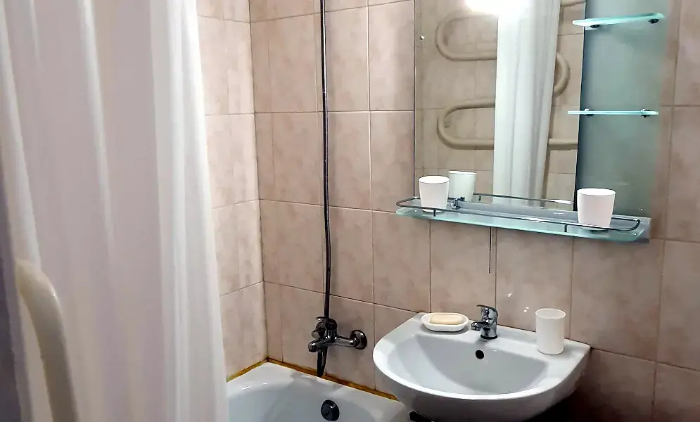 Фото Продаю 1-комнатную квартиру, 30 кв. м, Героїв полку «Азов» ул. (Маршала Малиновского) 30 Киев, цена: 90000 $, код 5041