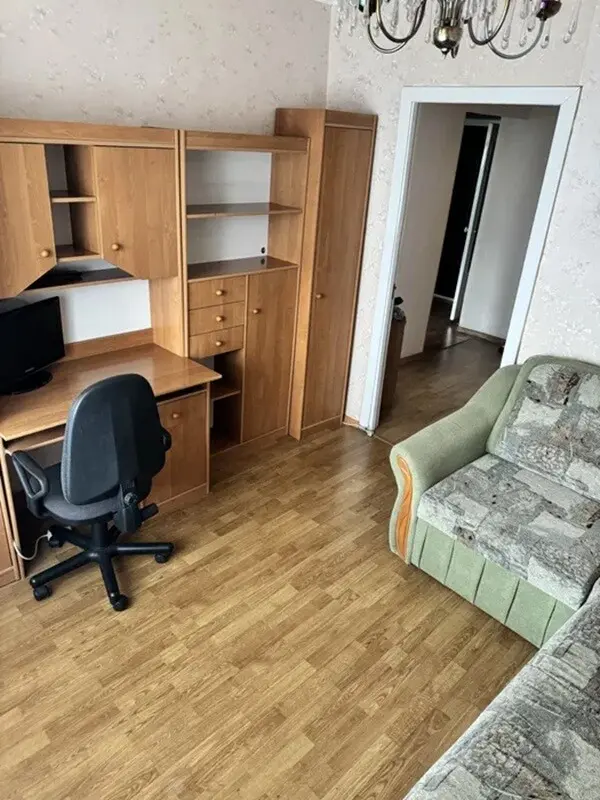 Фото Зняти 3 кімнатну квартиру, Драгоманова вул. 18 Київ в довгострокову оренду, ціна: 17000 грн, код 5047