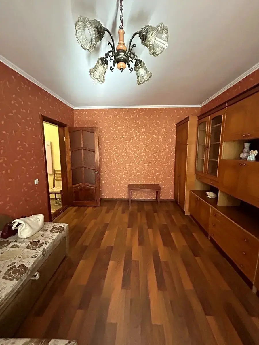Фото Зняти 2 кімнатну квартиру, Вишняківська вул. 12 Київ в довгострокову оренду, ціна: 15000 грн, код 5056