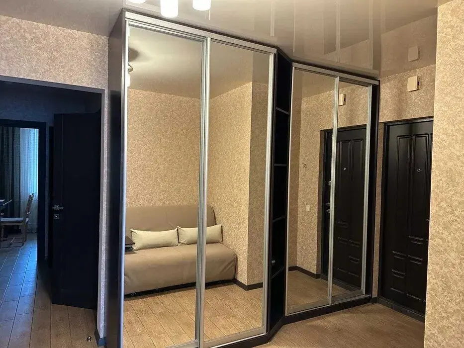 Фото Зняти 3 кімнатну квартиру, Ревуцького вул. 17 Київ в довгострокову оренду, ціна: 22000 грн, код 5057