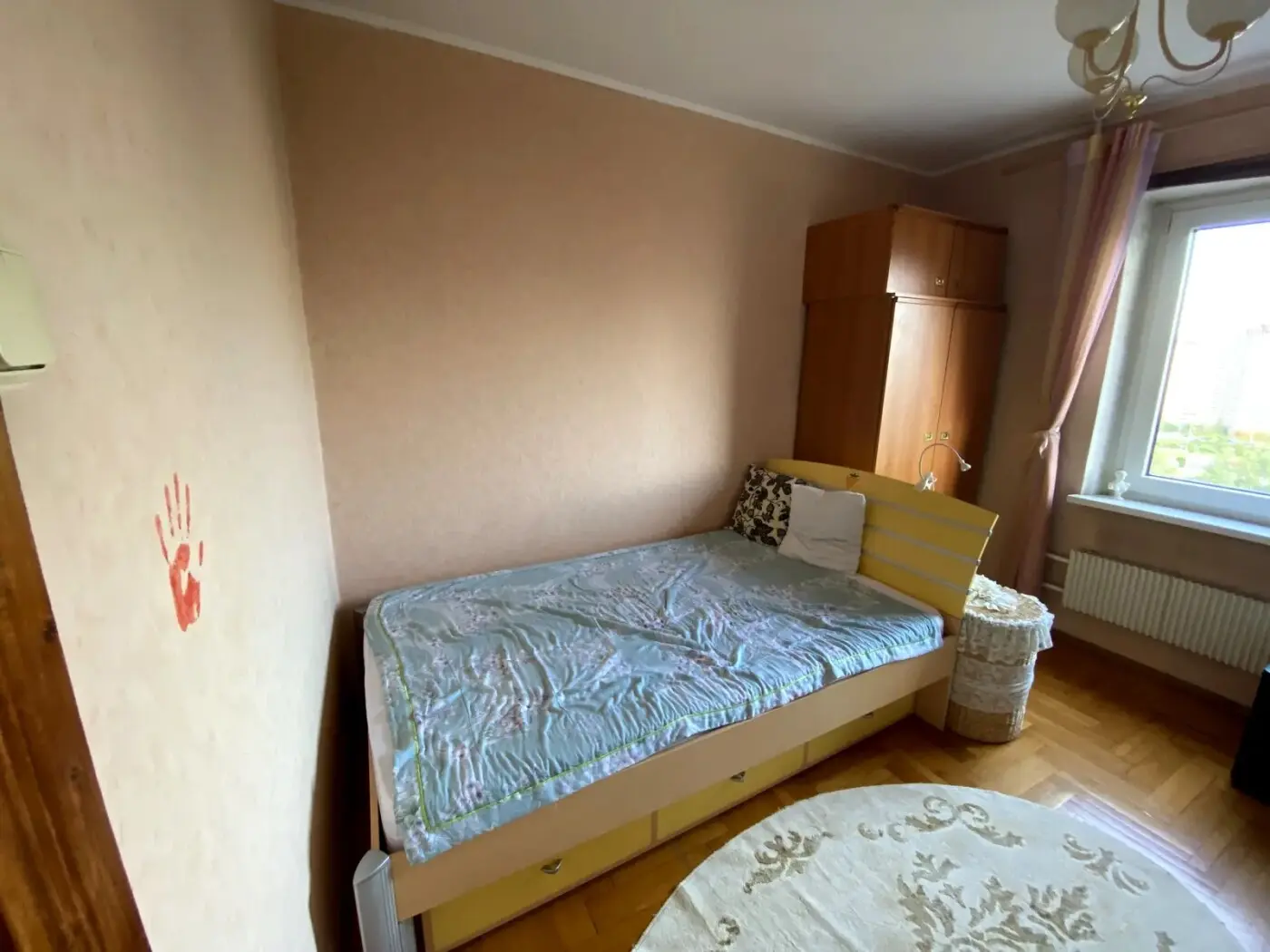 Фото Rent a 4-room apartment, Sribnokilska Street 22 Kyiv for long-term rent, price: 31000 грн, code 5060