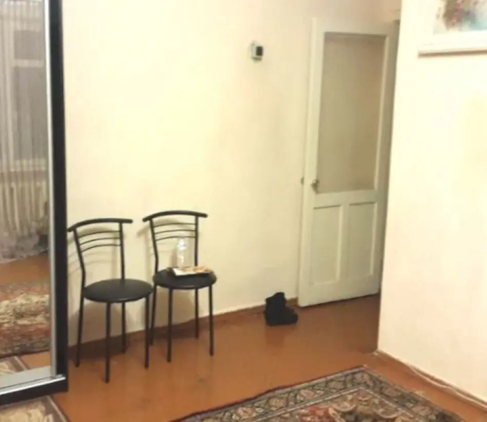 Фото Продаю 2 кімнатну квартиру, 40 кв. м, Волинська вул. 7 Київ, ціна: 45000 $, код 5067