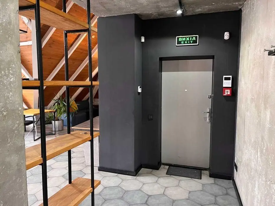 Фото Rent an office, Petra Hryhorenka Avenue 20 Kyiv for long-term rent, price: 75140 грн, code 5070