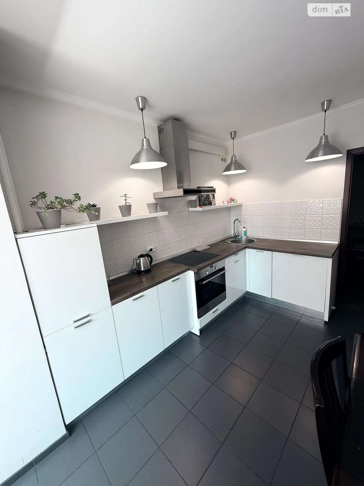 Фото Selling a 1-room apartment, 40.5 sq.m., Kniazhyi Zaton Street 14а Kyiv, price: 71000 $, code 5071
