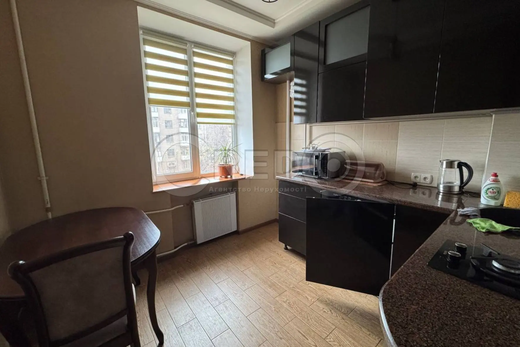 Фото Продаю 1 кімнатну квартиру, 30.1 кв. м, Соборності вул. (Косіора) 3 Кривий Ріг, ціна: 23000 $, код 5078