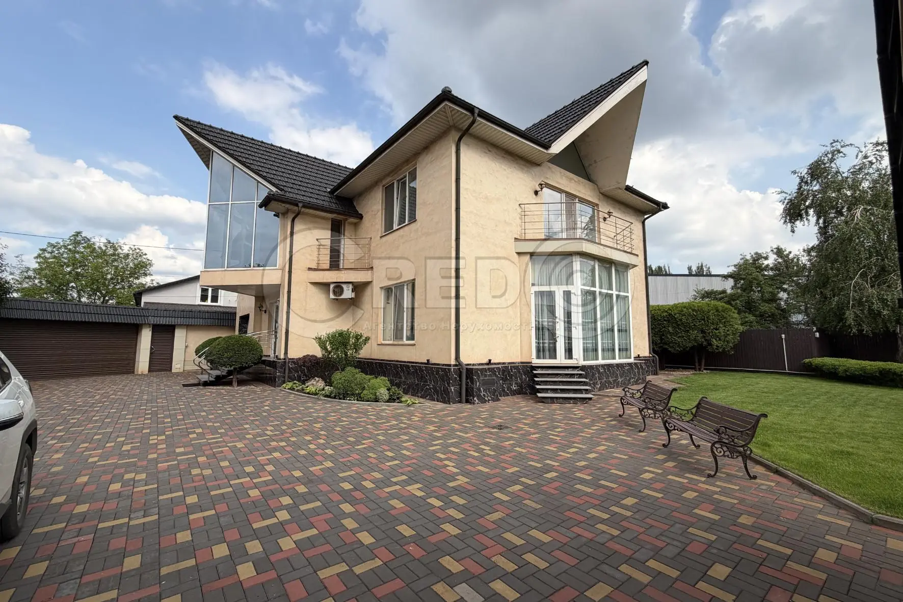 Фото Продаю будинок, 255 кв. м, Волосевича вул.  Кривий Ріг, ціна: 330000 $, код 5081