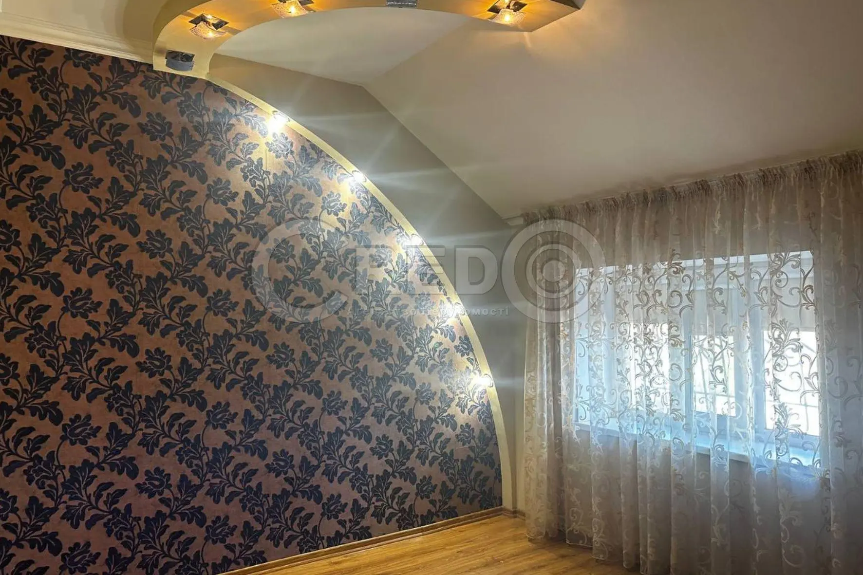 Фото Продаю будинок, 250 кв. м, Українська вул.  Кривий Ріг, ціна: 100000 $, код 5083