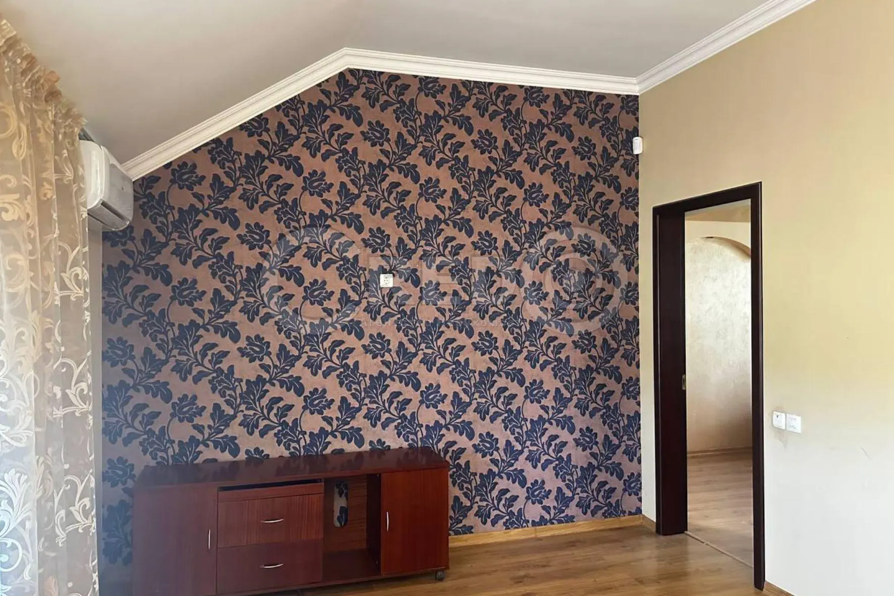 Фото Продаю будинок, 250 кв. м, Українська вул.  Кривий Ріг, ціна: 100000 $, код 5083