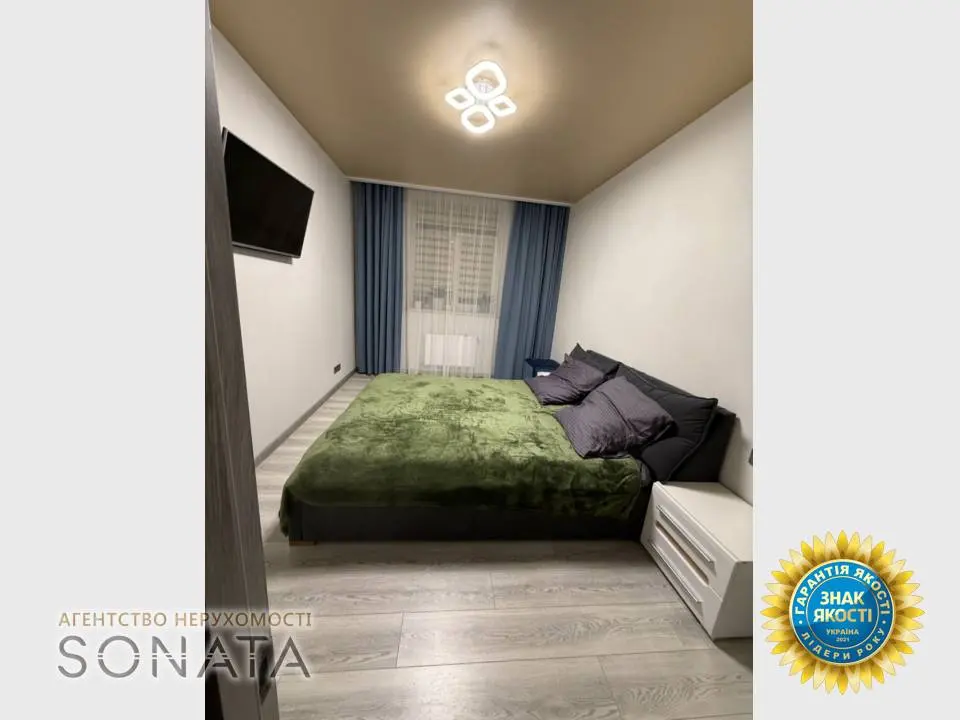 Фото Selling a 3-room apartment, 82 sq.m., Peremohy Avenue (30-Richchia Peremohy Street) 25/8 Cherkasy, price: 126500 $, code 5089