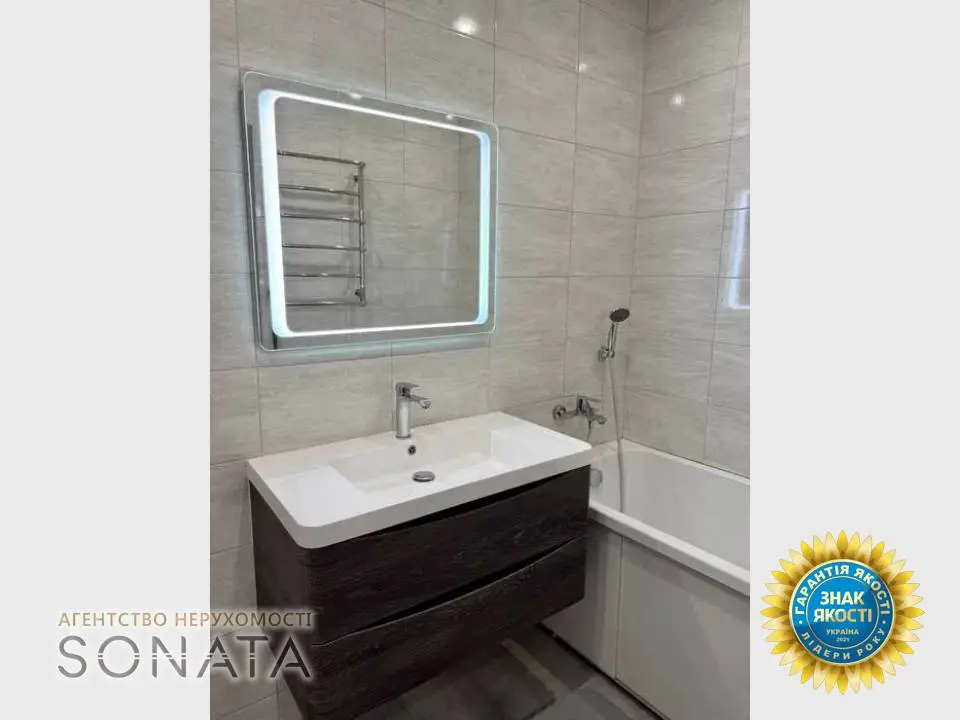 Фото Продаю 1 кімнатну квартиру, 39.3 кв. м, Перемоги просп. (30-річчя Перемоги) 25/8 Черкаси, ціна: 65900 $, код 5090