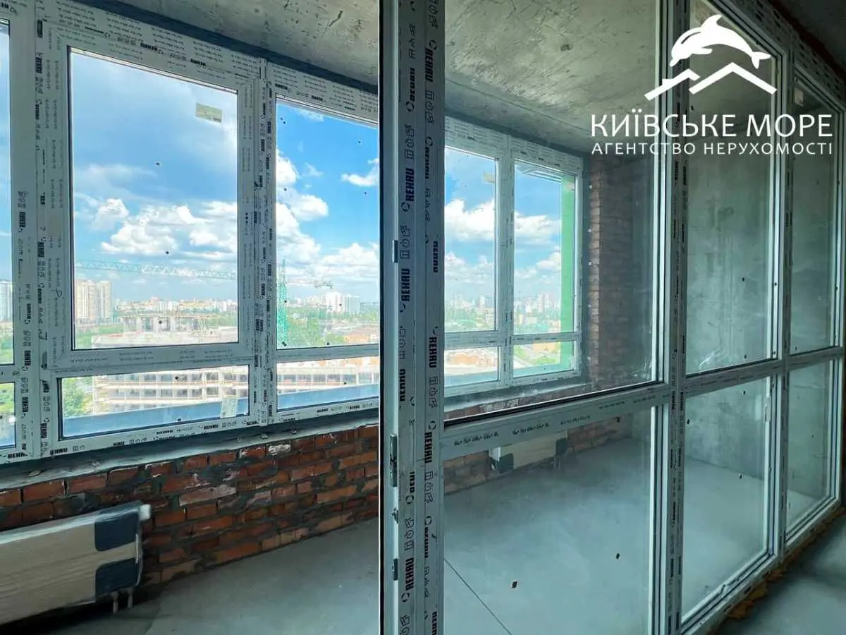 Фото Продаю 3 кімнатну квартиру, 97 кв. м, Причальна вул.  Київ, ціна: 150000 USD, код 5096