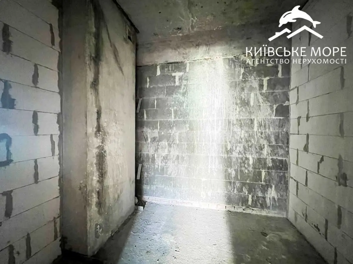 Фото Продаю 3 кімнатну квартиру, 97 кв. м, Причальна вул.  Київ, ціна: 150000 USD, код 5096