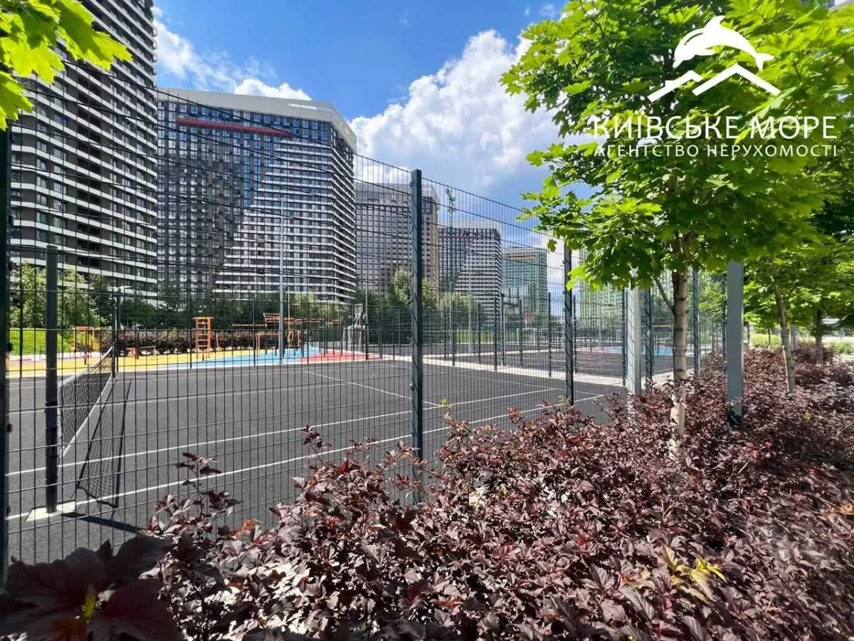 Фото Продаю 3 кімнатну квартиру, 97 кв. м, Причальна вул.  Київ, ціна: 150000 USD, код 5096