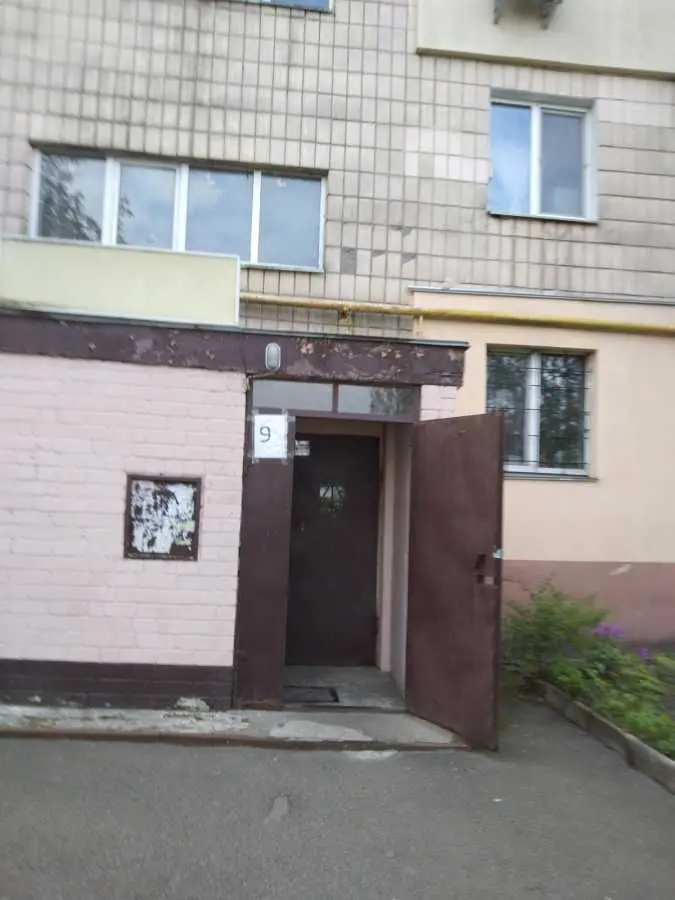 Фото Rent a 1-room apartment, Roman Shukhevych Avenue (Henerala Vatutina Avenue)  Kyiv for long-term rent, price: 8500 UAH, code 5099
