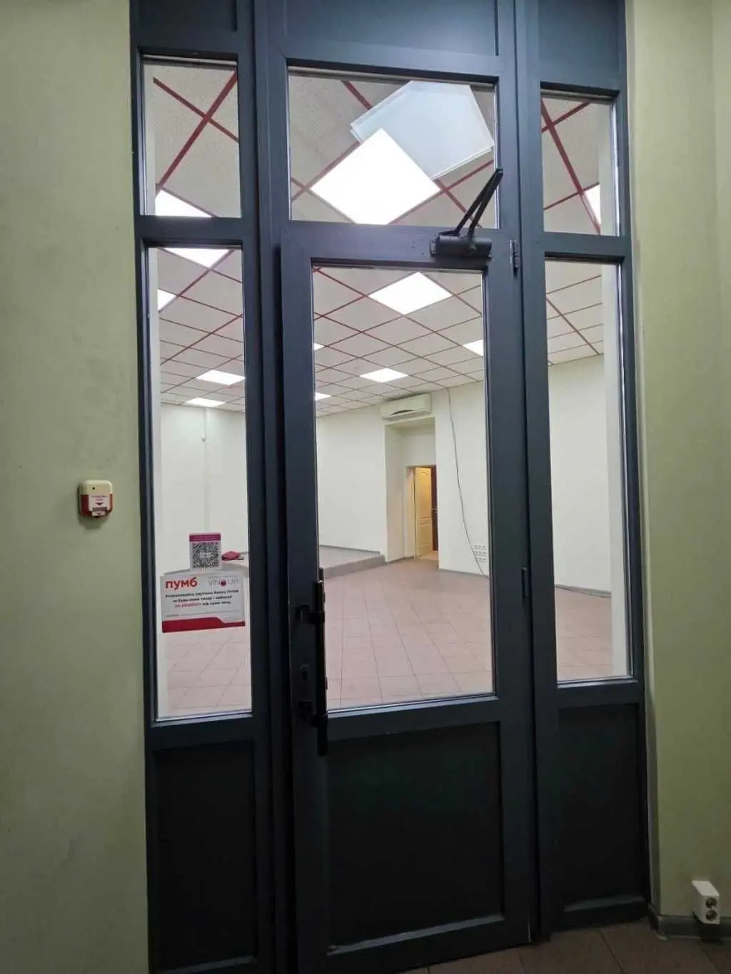 Фото Rent a retail space, Kyiv for long-term rent, price: 2500 USD, code 5102