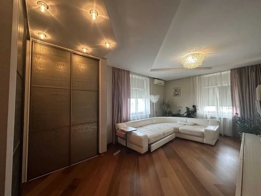 Фото Продаю 3 кімнатну квартиру, 109.6 кв. м, Володимира Івасюка просп. (Героїв Сталінграда) 26а Київ, ціна: 240000 $, код 5103
