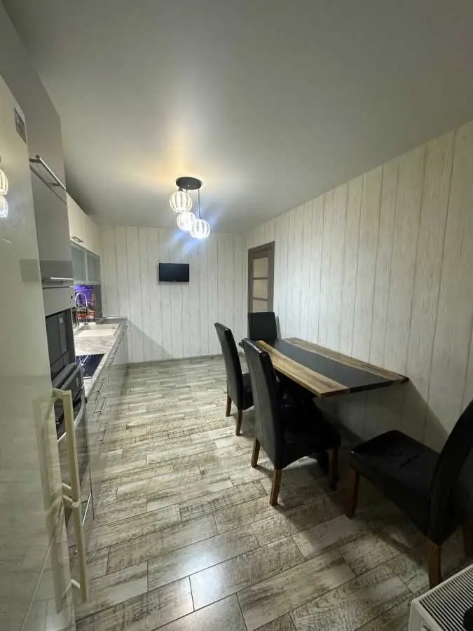 Фото Selling a 3-room apartment, 88 sq.m., Petra Hryhorenka Avenue  Kyiv, price: 138000 USD, code 5110