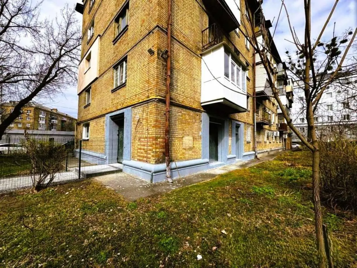 Фото Rent a retail space, Oleksandra Kopylenka Street  Kyiv for long-term rent, price: 60000 UAH, code 5113