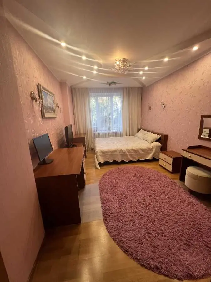 Фото Selling a 4-room apartment, 120 sq.m., Volynska Street  Kyiv, price: 186000 USD, code 5121