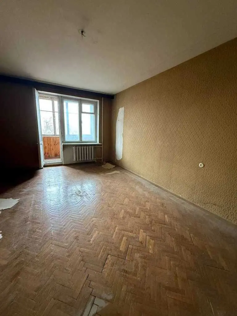 Фото Selling a 3-room apartment, 86.2 sq.m., Tinysta Street  Odesa, price: 75000 $, code 5131
