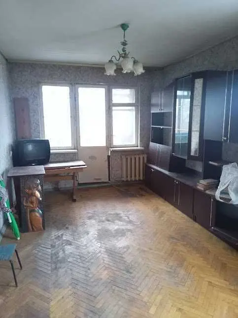 Фото Продаю 1-комнатную квартиру, 32 кв. м, Любомира Гузара просп. (Космонавта Комарова)  Киев, цена: 36000 USD, код 5140