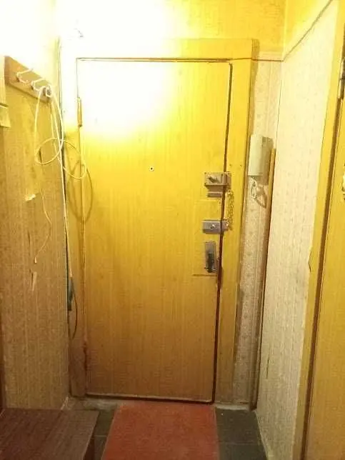 Фото Продаю 1-комнатную квартиру, 32 кв. м, Любомира Гузара просп. (Космонавта Комарова)  Киев, цена: 36000 USD, код 5140