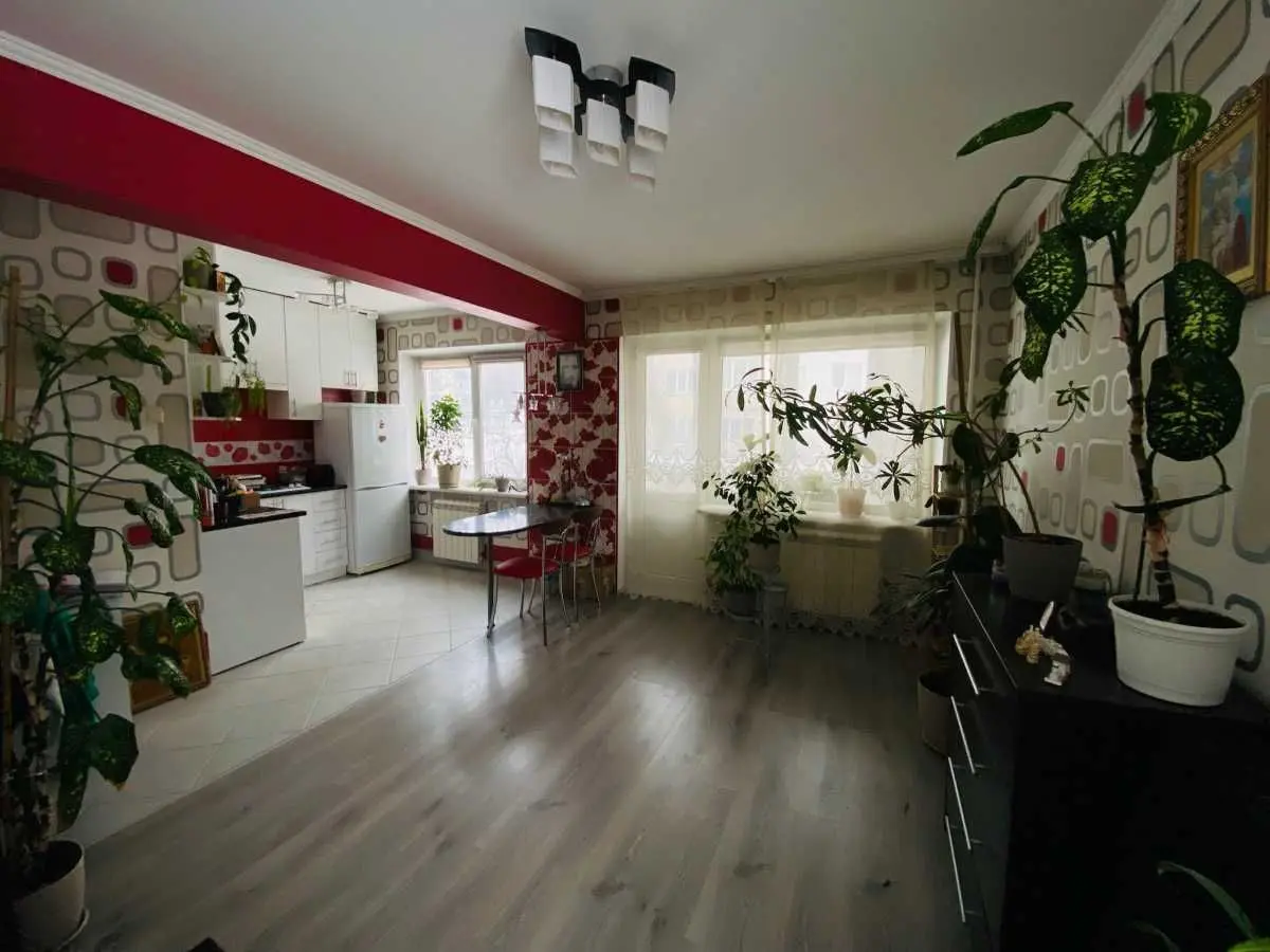 Фото Продаю 1 кімнатну квартиру, 32 кв. м, Карпенка вул.  Тернопіль, ціна: 49000 USD, код 5147