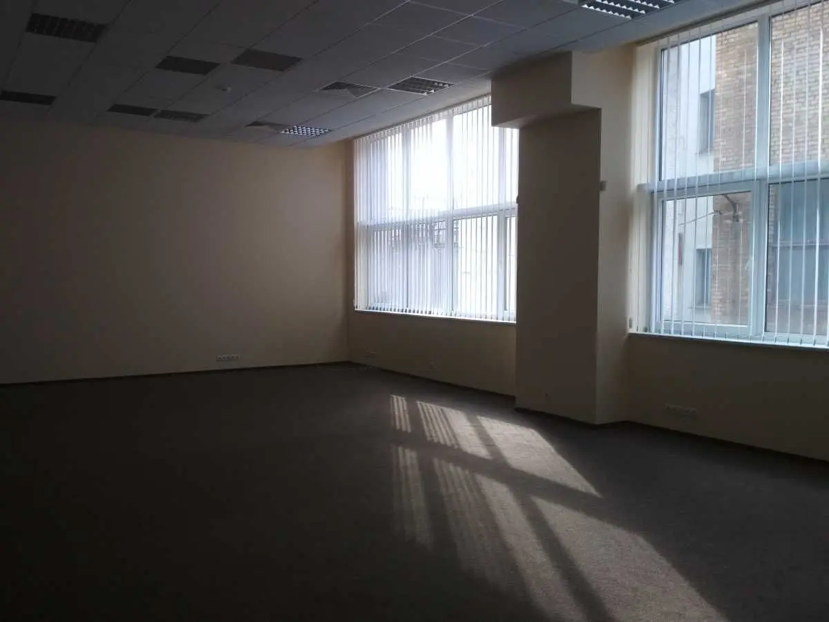 Фото Арендовать офис, Шолуденко ул.  Киев в долгосрочную аренду, цена: 16 USD, код 5148