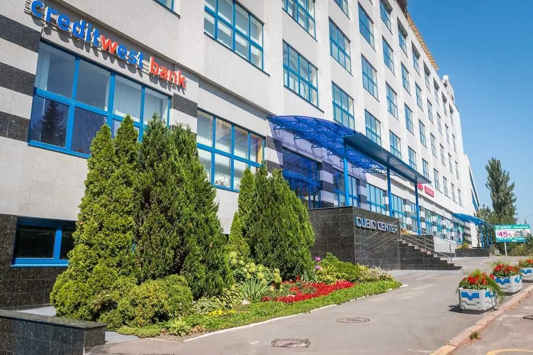 Фото Арендовать офис, Шолуденко ул.  Киев в долгосрочную аренду, цена: 16 USD, код 5148