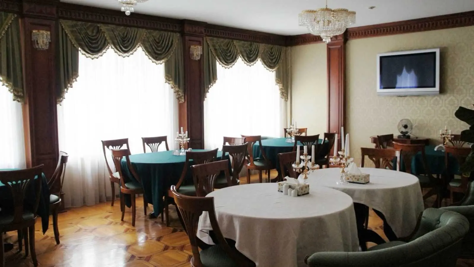 Фото Продаю офіс, 3820 кв. м, Загорівська вул. (Багговутівська)  Київ, ціна: 4900000 USD, код 5157