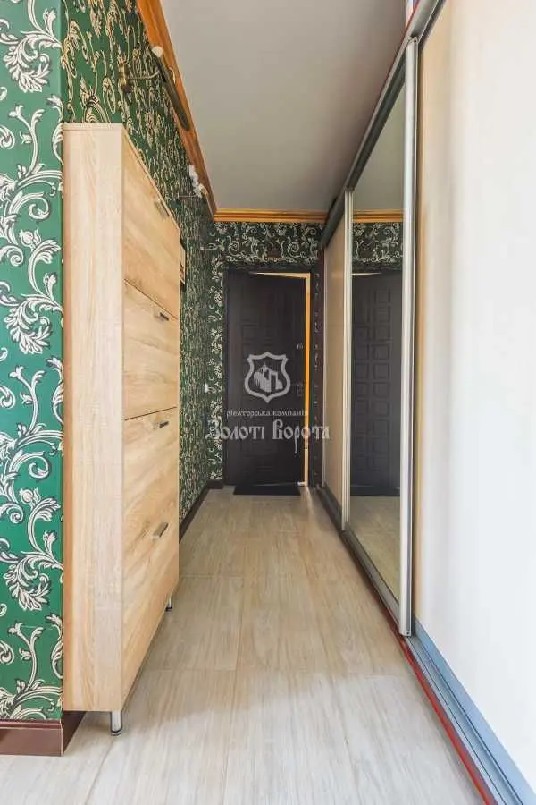 Фото Продаю 2 кімнатну квартиру, 73.4 кв. м, Теплична вул.  Святопетрівське, ціна: 73000 USD, код 5158