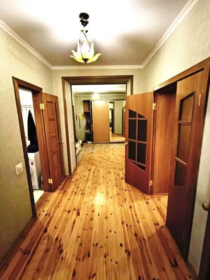 Фото Продаю 2 кімнатну квартиру, 90 кв. м, Миколи Голего вул. (Лебедєва-Кумача)  Київ, ціна: 130000 USD, код 5172