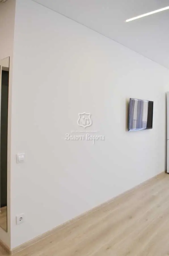 Фото Selling a 1-room apartment, 46.2 sq.m., Andriia Bachynskoho Street  Uzhhorod, price: 86000 USD, code 5174