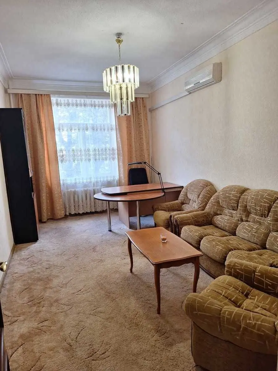 Фото Rent a 2-room apartment, Saksahanskoho Street  Kyiv for long-term rent, price: 25000 UAH, code 5179