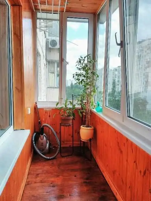 Фото Rent a 1-room apartment, Heroiv Dnipra Street  Kyiv for long-term rent, price: 350 EUR, code 5184