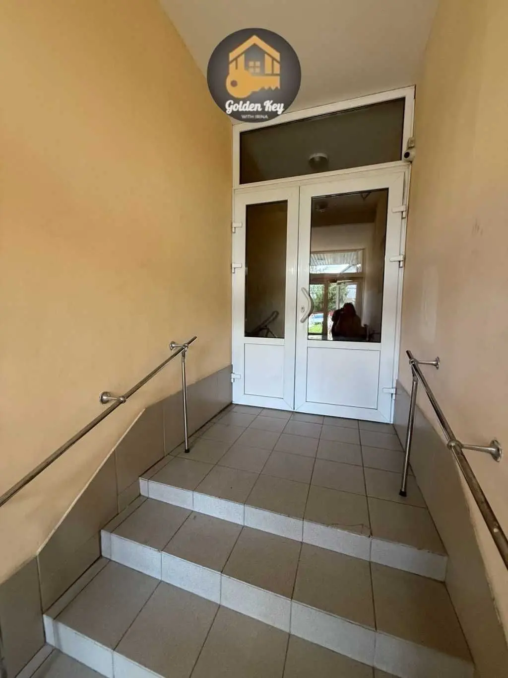 Фото Продаю 1 кімнатну квартиру, 43 кв. м, Яблунева вул.  Чубинське, ціна: 40000 USD, код 5197