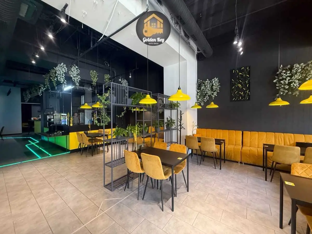 Фото Selling commercial property, 802 sq.m., Kontraktova Square (Prytysko-Mykilska Street)  Kyiv, price: 150000 USD, code 5199