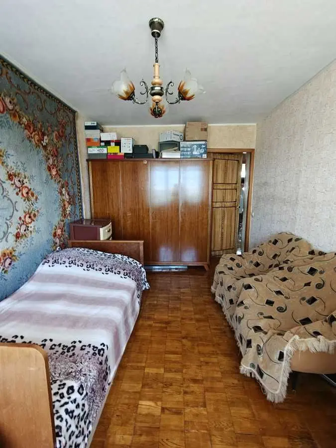 Фото Selling a 3-room apartment, 70 sq.m., Roman Shukhevych Avenue (Henerala Vatutina Avenue)  Kyiv, price: 55000 EUR, code 5201