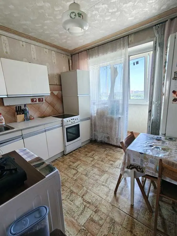 Фото Selling a 3-room apartment, 70 sq.m., Roman Shukhevych Avenue (Henerala Vatutina Avenue)  Kyiv, price: 55000 EUR, code 5201
