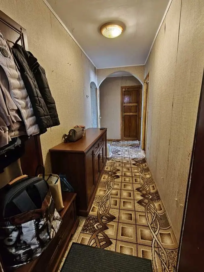 Фото Selling a 3-room apartment, 70 sq.m., Roman Shukhevych Avenue (Henerala Vatutina Avenue)  Kyiv, price: 55000 EUR, code 5201