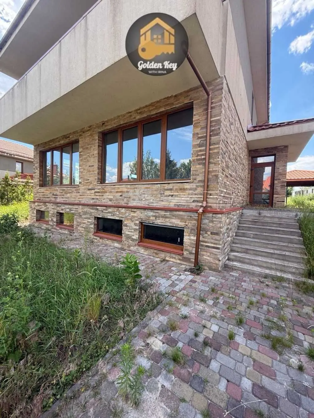 Фото Selling a 5-room apartment, 352.2 sq.m., Hirskyi lane  Ivankovychi, price: 255000 USD, code 5203
