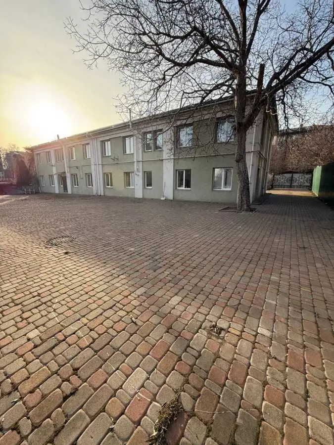 Фото Продаю офис, 470.6 кв. м, Якубенківська ул. (Тропинина)  Киев, цена: 470000 $, код 5204