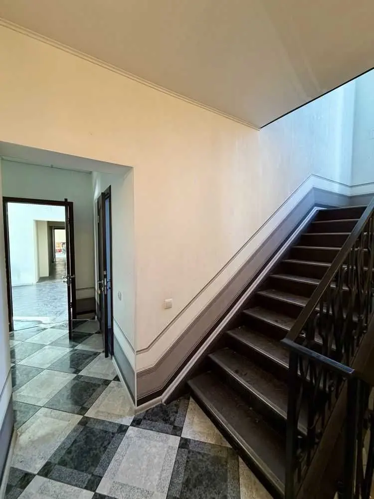 Фото Продаю офис, 470.6 кв. м, Якубенківська ул. (Тропинина)  Киев, цена: 470000 $, код 5204