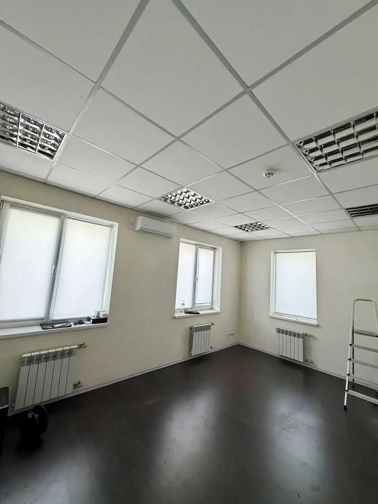 Фото Продаю офис, 470.6 кв. м, Якубенківська ул. (Тропинина)  Киев, цена: 470000 $, код 5204