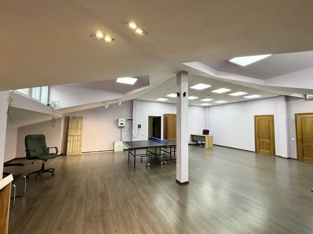 Фото Продаю офіс, 142.7 кв. м, Глибочицька вул. 40 Київ, ціна: 149835 $, код 5207