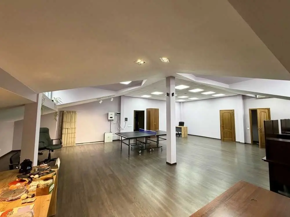 Фото Продаю офіс, 142.7 кв. м, Глибочицька вул. 40 Київ, ціна: 149835 $, код 5207